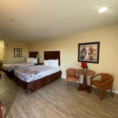 Kenedy Inn And Suites Buitenkant foto